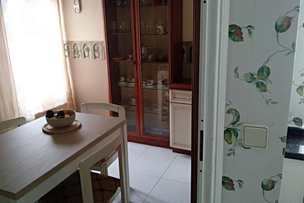 Vivienda 3 Dormitorios Zona Balaidos-Pza. America Віго Екстер'єр фото